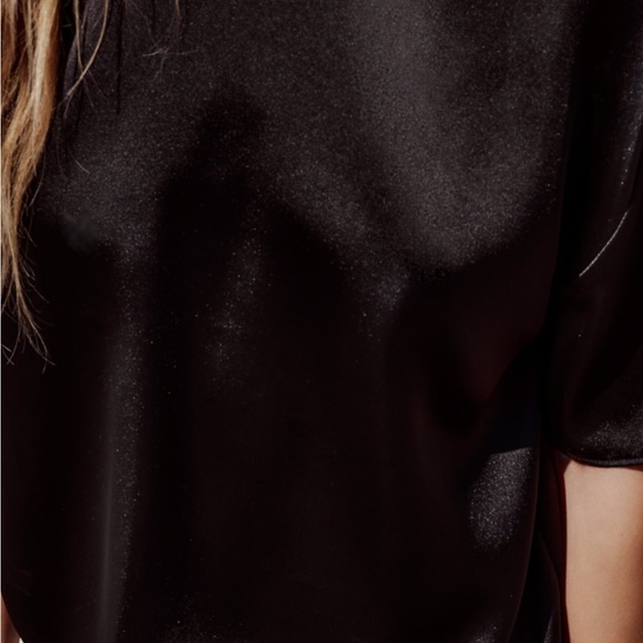 Zara Satin Tee🌻🌻🌻 - Picture 5 of 12